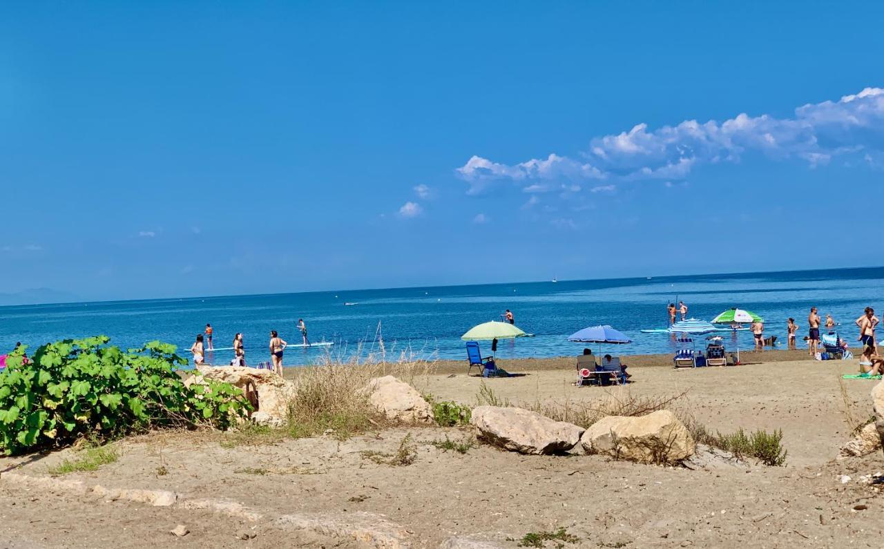 La Sirena - Both City And Beach Of دينايا المظهر الخارجي الصورة